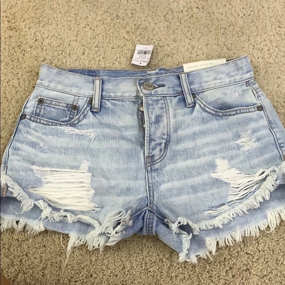 American Eagle Outfitters Pants - High rise shorts